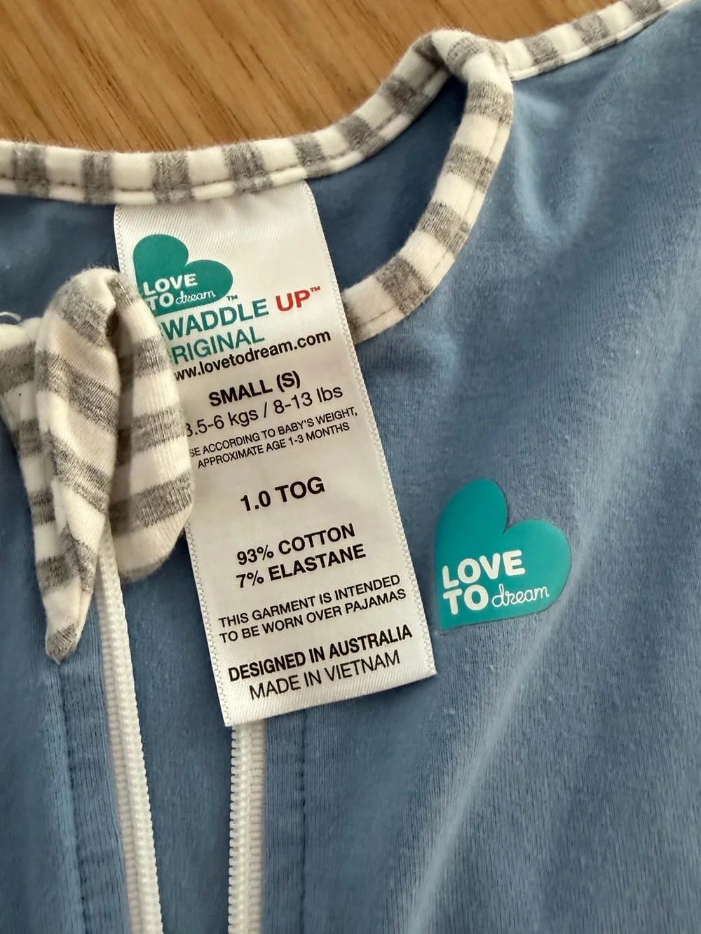Love to dream blue swaddles